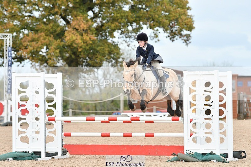 251026-123944-03025 - Cls 25+26+27 90cm + 1m Club and Schools