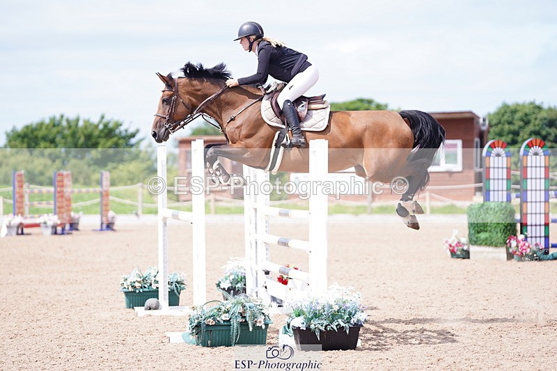 240802A-113956-03863 - Cls 16 Snr 1.20m Open