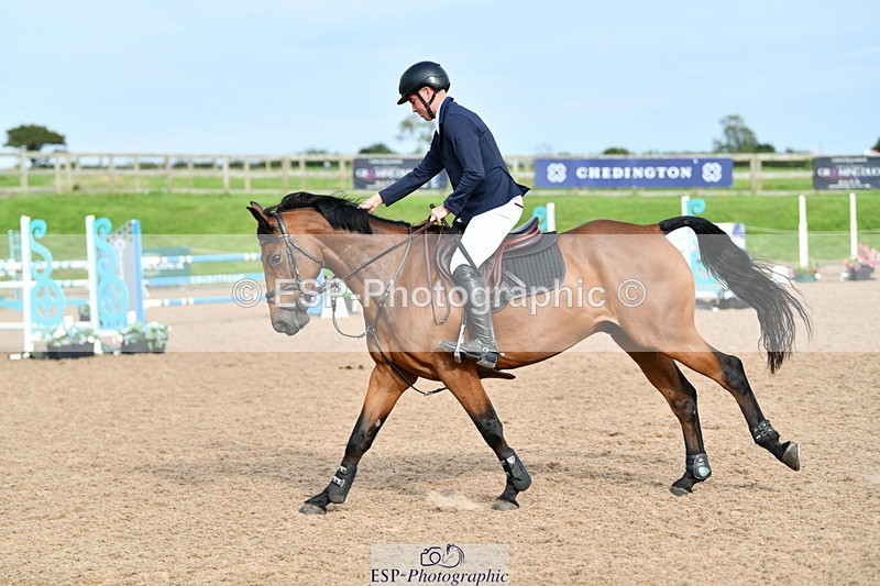 240915A-164217-11085 - Cls 30 Snr Foxhunter