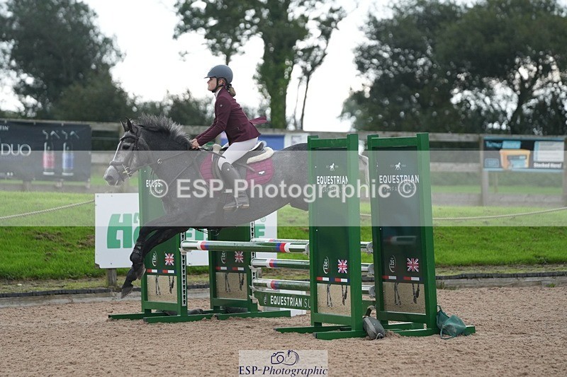 250920-100433-00542 - Cls 5 Pony British Novice and 80cm