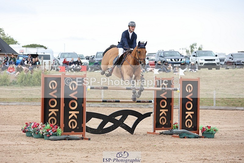 250719-175040-17547 - Cls 7, 3 Star Big Tour Break to End