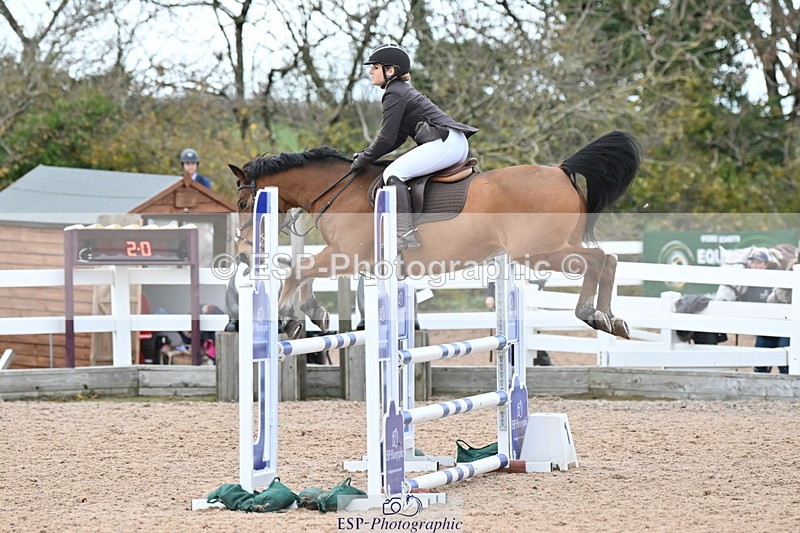 231119A-112337-05394 - Sun Cls 5 Newcomers & 1m Open