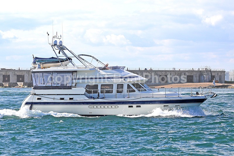 170902 CHERYL ANN - TRADER 1Y3A0489 - Flybridge Cruisers