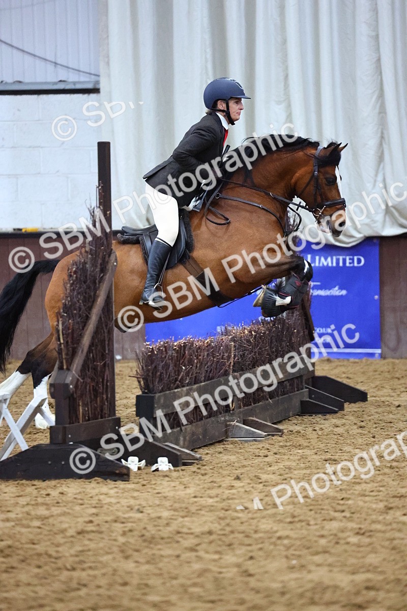 SBM_003182 - Class 35 - 60cm Training Stakes