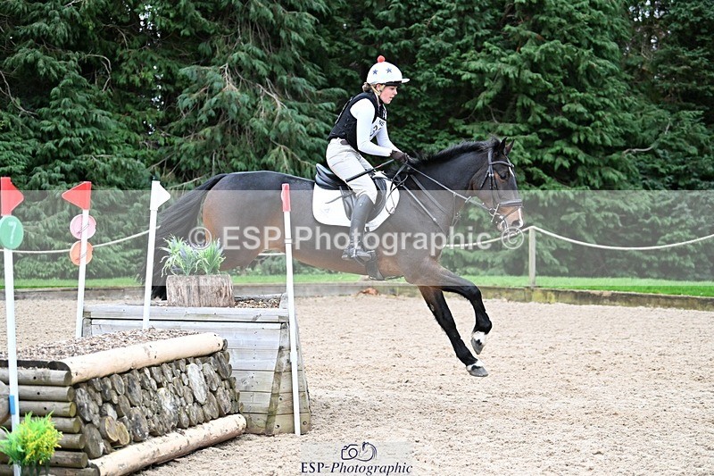 241117-143742-04660 - Cls 3 90-95cm 14.00 to 15.00