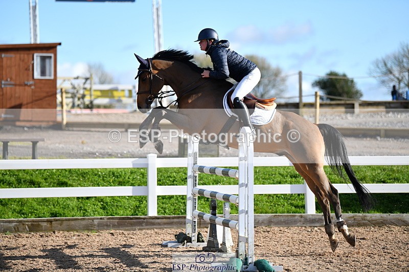 231110A-140037-00734 - Cls 5 Newcomers & 1.10m Open