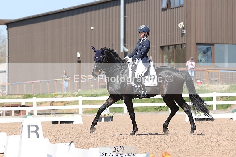 250405-144953-11470 - 069-India.Hamilton-Burnet-Kissingdale