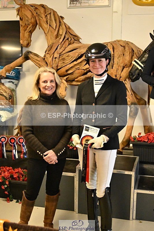 250216-125323-05515 - FS Adv Medium Silver Presentations