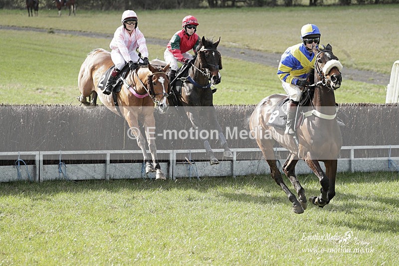 PtP 180323 682 - Shelfield Park Races with Croome & West Warwickshire Hunt  18/03/23