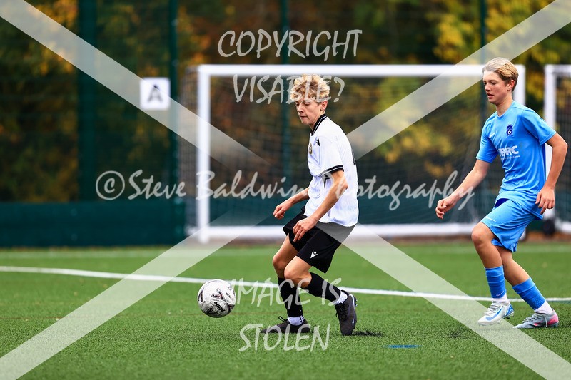 1DX31277 - 2025-10-12 FC Abbey Meads U15 Blue V Hungerford Town Juniors U15 Black