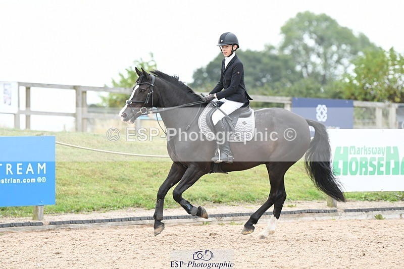 250807-111639-00557 - 90cm Round 1