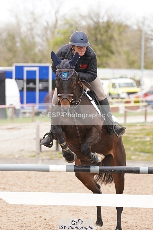 250414-135932-01053 - 90cm Round 2