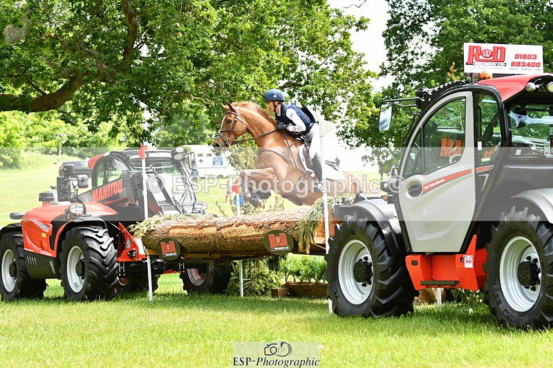 250525A-120121-16592 - D-412-Yasmin.Ingham-GOLIATH.DU.LOIR