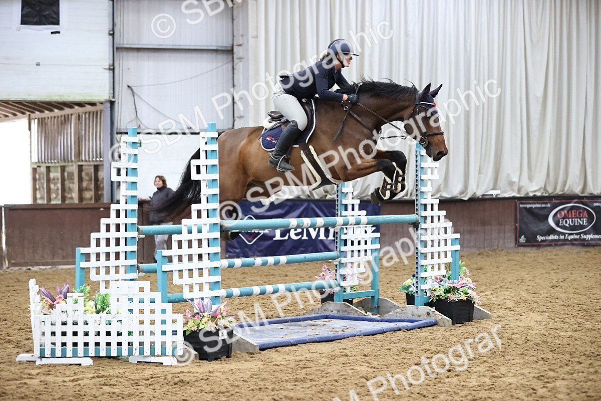 SBM_007654 - Class 19 - Senior Newcomers 1.10m