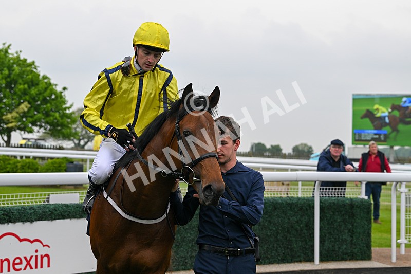 140524-Race 1-Moving Force-1356 - Race 1