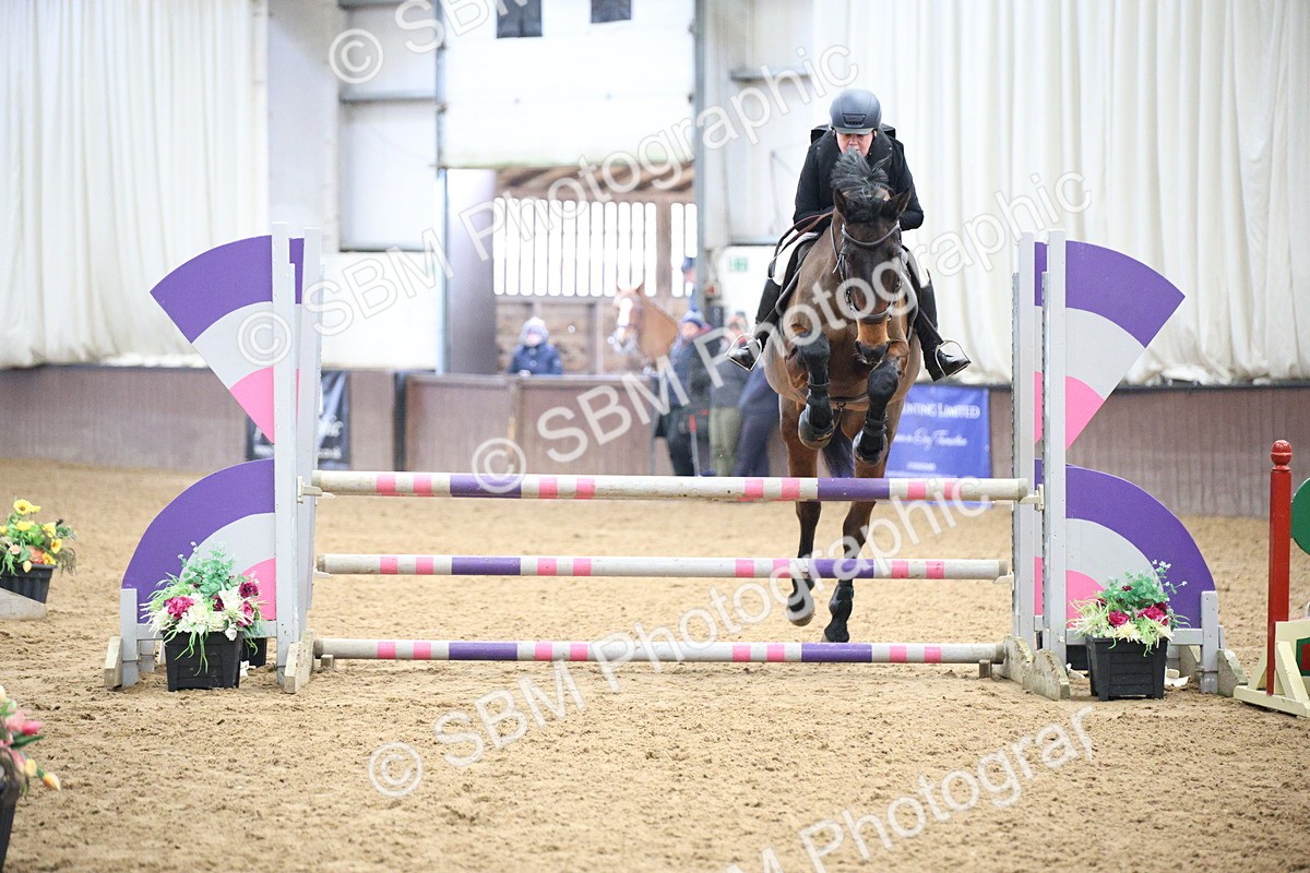 5K7A3201 - Class -1 - Equissage Pulse Senior BritiNovice/ 90cm Open