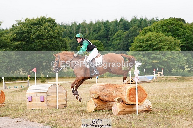 250803A-133326-13927 - N-606-Harry.Rowcliffe-22.CARROT.GOLD