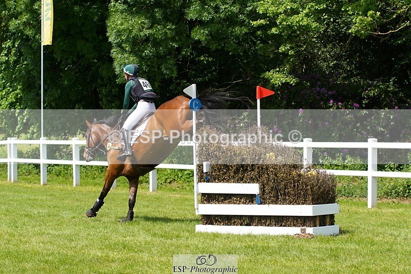 230528-140124-17645 - 469-WELLFIELDS_LINCOLN-Susie_Berry-XC