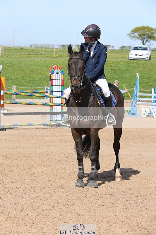 250427-162335-18391 - Cls 24 - 1 Star Gold Tour