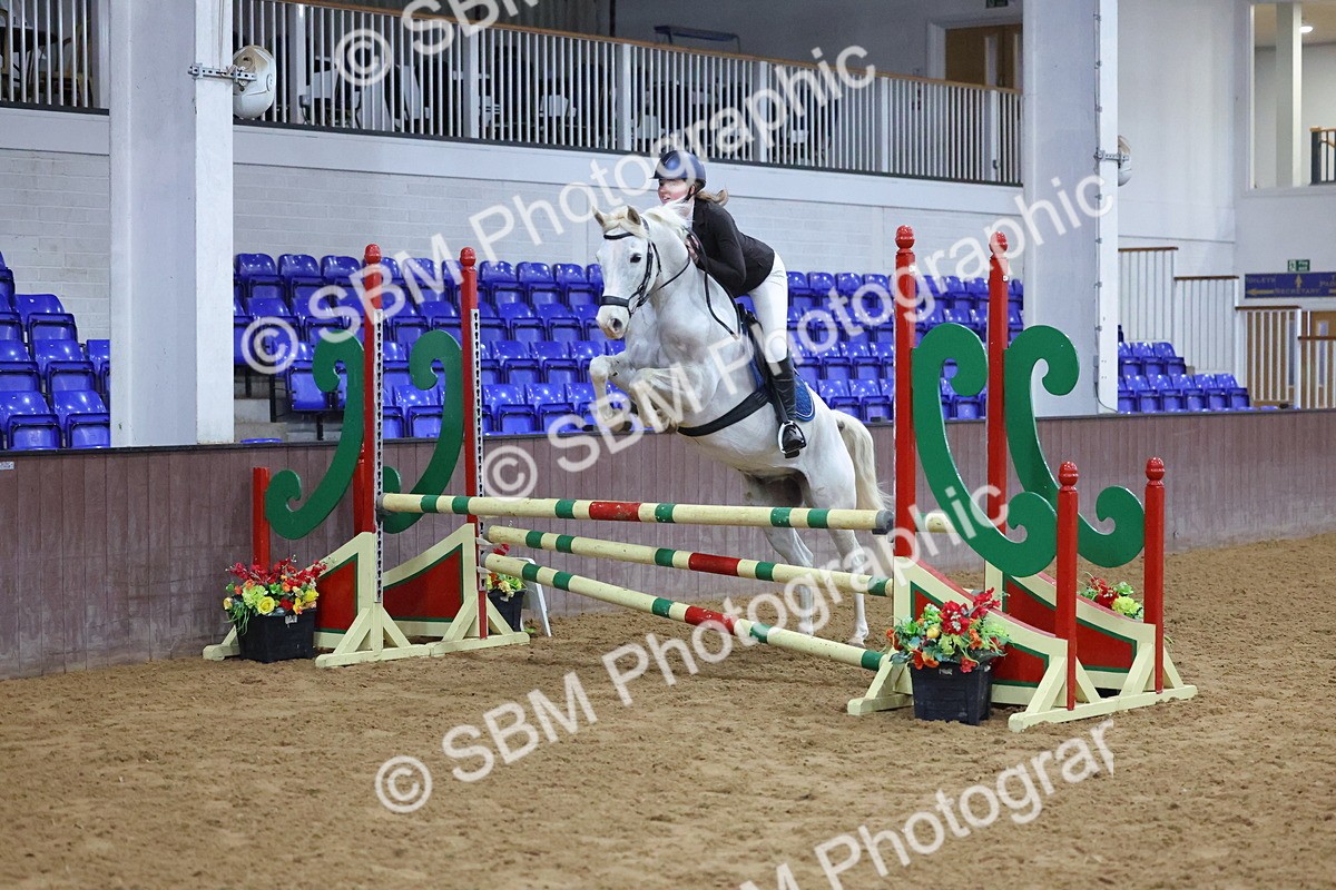 SBM_000902 - Class 13 - Equissage Pulse Senior British Novice/ 90cm Open - First Round (0.90m)