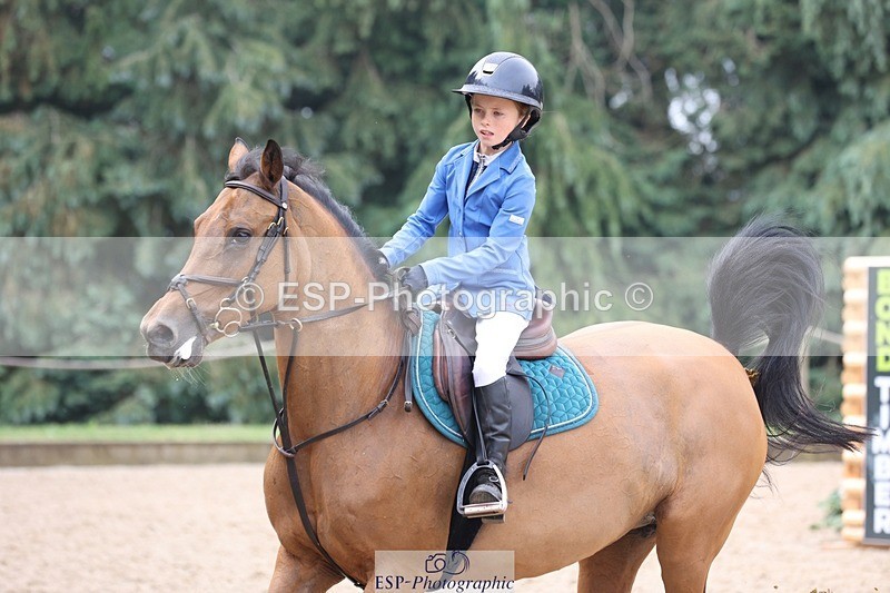 230618-094610-09765 - Cls 19 Pony Intro 1m