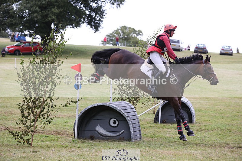 240825X-172554-37920 - 80cm XC 16.30 to 17.30