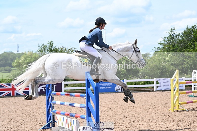 240619A-143104-00623 - Cls 4 Snr Newcomers and 1.10m Open