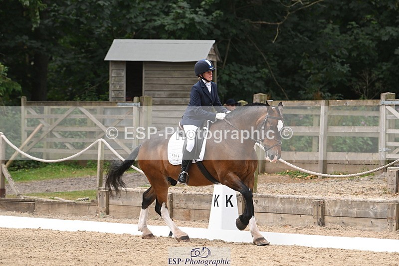 250719A-120209-04544 - 026-Carol.Quantrill-Cormoy.Lad