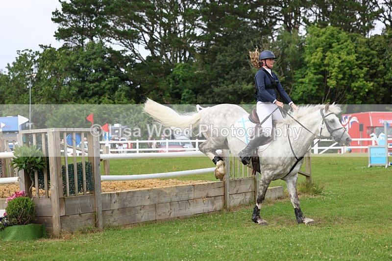 3E7A2855 - Class 8: 1m open