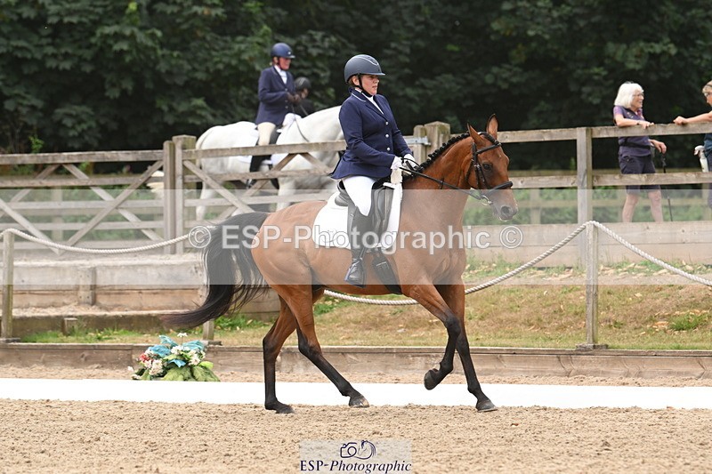 250719A-120959-04638 - 017-Samantha.Meech-Breezeblock