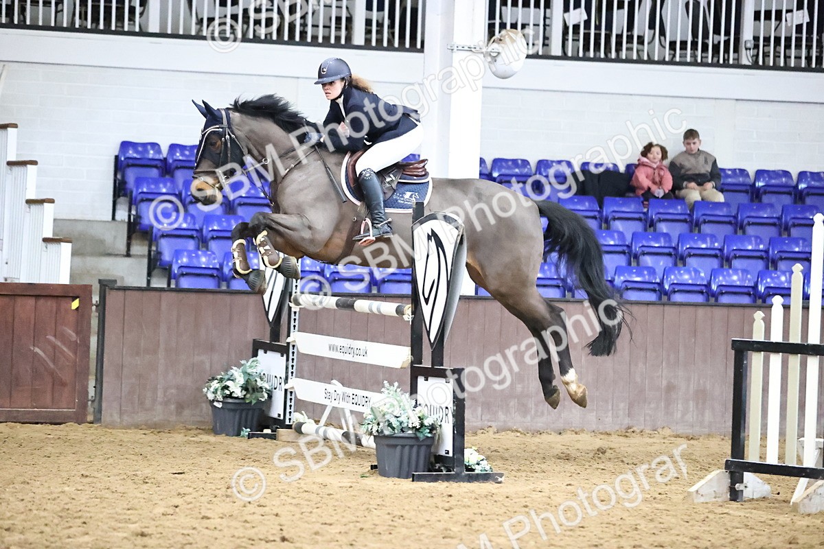 SBM_005561 - Class 17 - Senior Newcomers 1.10m