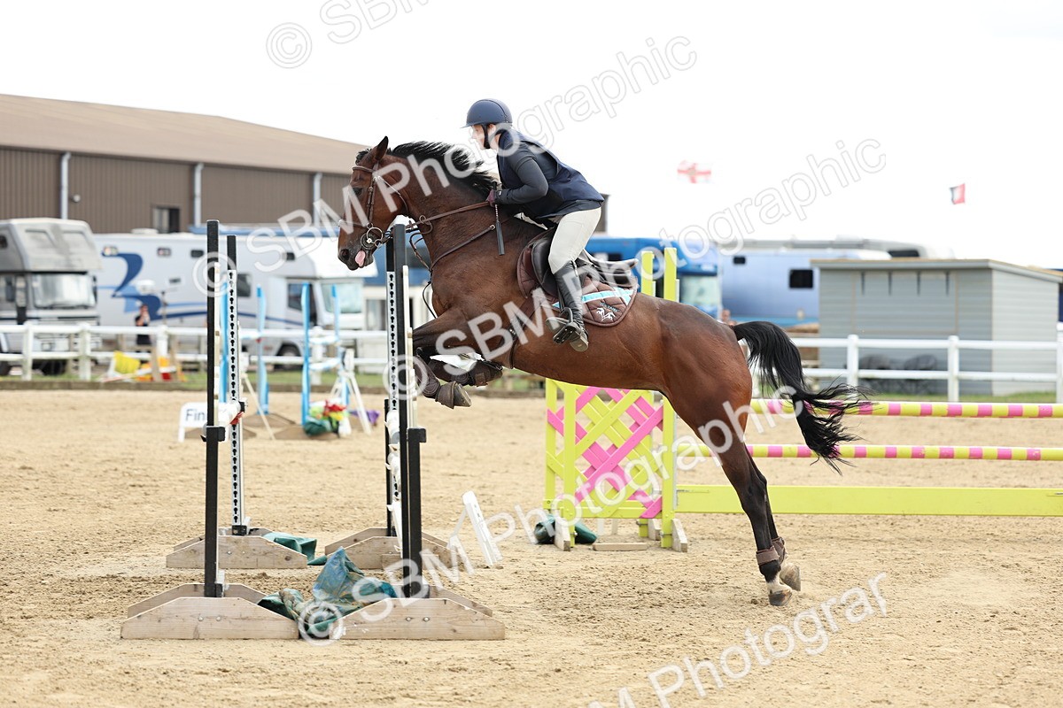 SBM_005209 - Class 18 - Senior 1.05m Open
