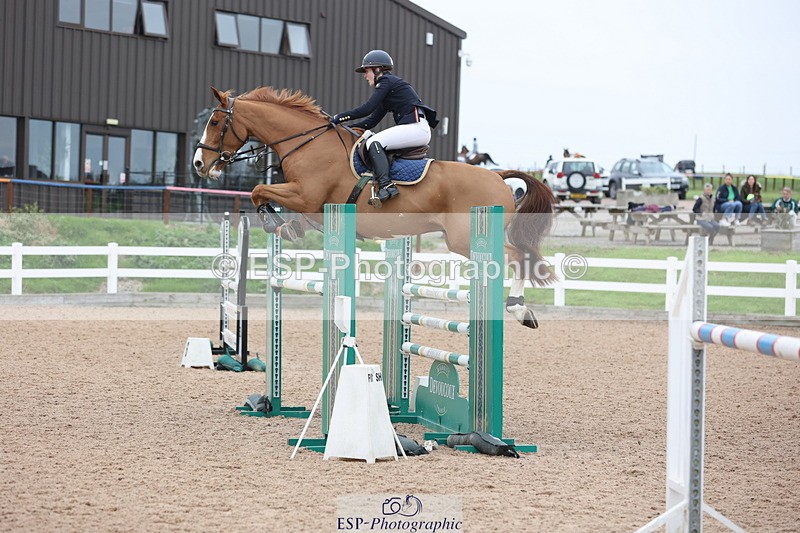 241101A-133528-02152 - FRI Cls 6 Foxhunter and 1.20m Open