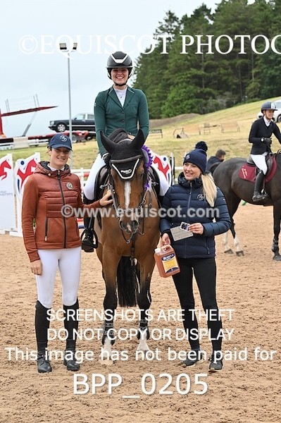 BPP_0205 - CLASS 25 SUN HOYS Redpost Equestrian Senior Foxhunter Second Round