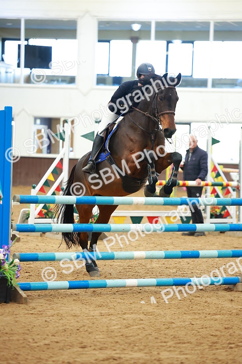 SBM_007045 - Class 19 - Senior Newcomers 1.10m