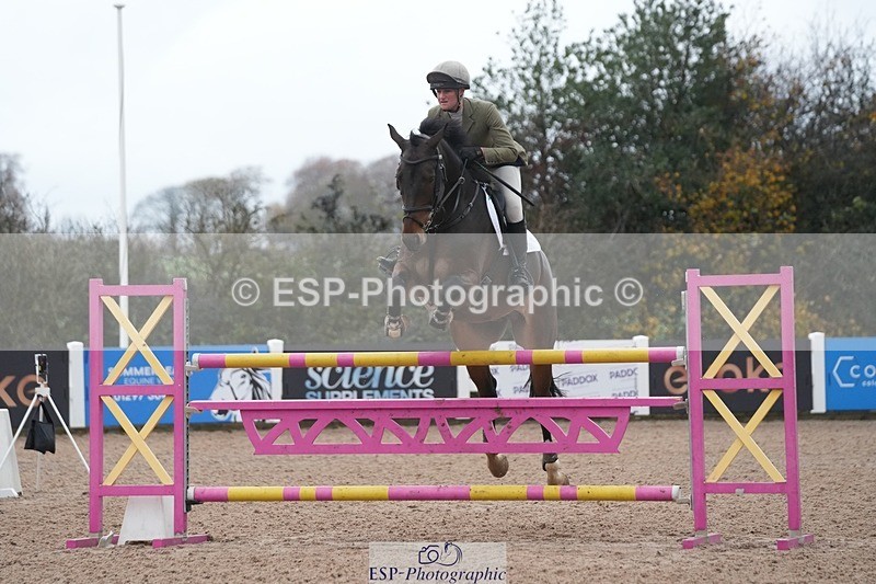 251107-125812-01027 - Cls 6 Foxhunter and 1.20m Open