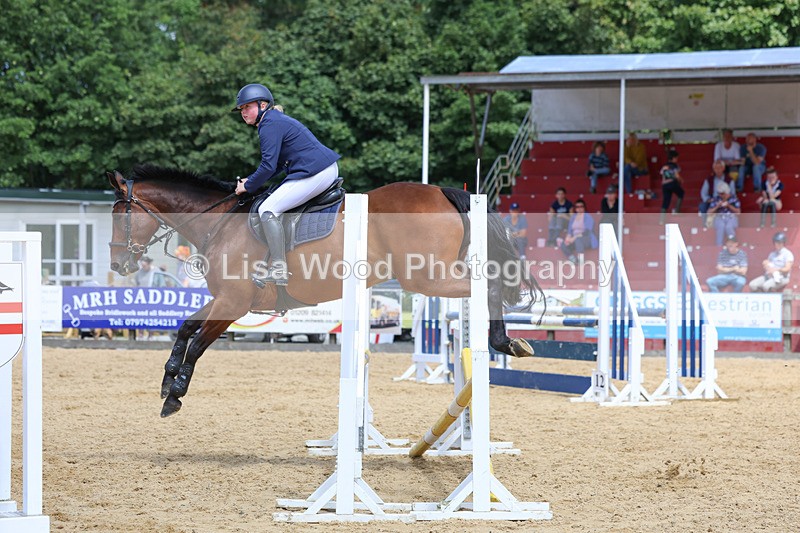 3E7A0365 - Class 9: Senior British Novice/90cm open