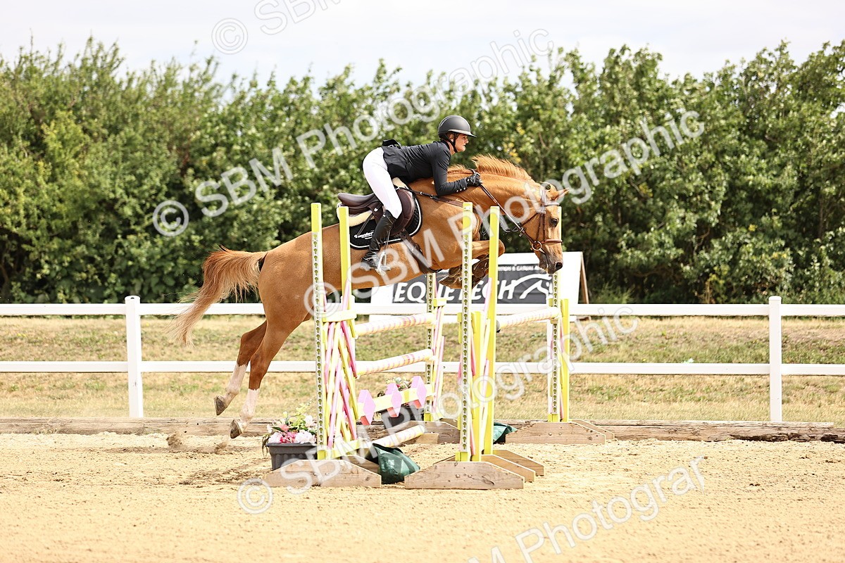 SBM_009534 - Class 8 - Senior Newcomers - 1.10  Open