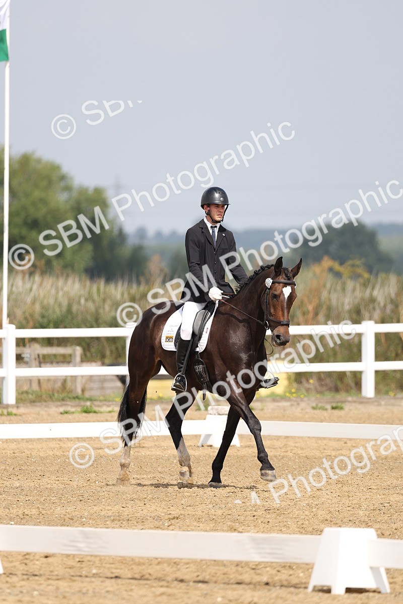 SBM_005886 - Class 6 - Novice 6 - 10.26-11.29