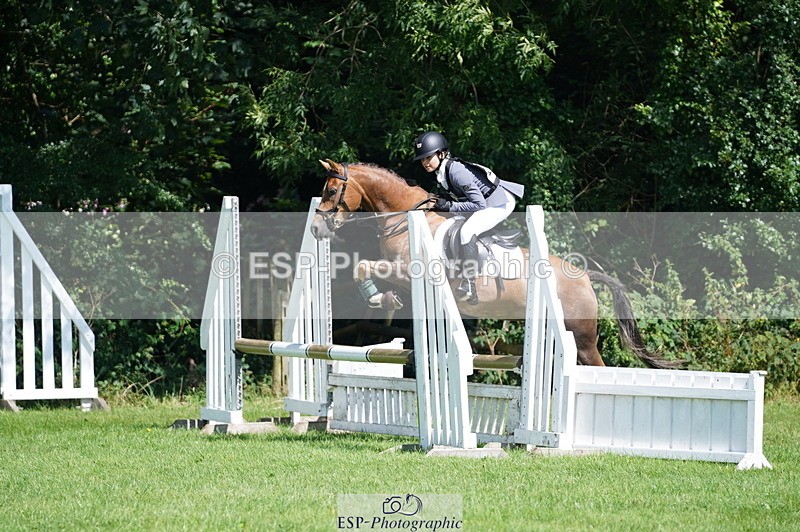 240811A-120506-02790 - 121-