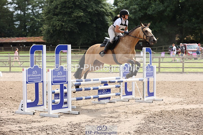 240804-152035-16418 - 619-Fiona_Lewis-BALLYANNY_BUTTONS