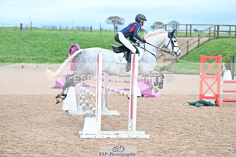 231203A-112358-00810 - Cls 16+17 Club and Schools 80cm