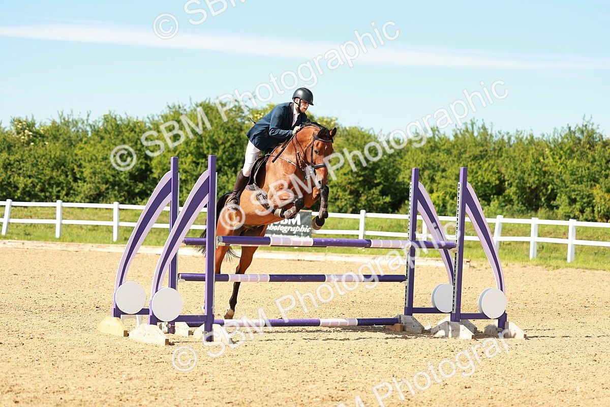 SBM_002929 - Class 4 - Senior Newcomers - 1.10m