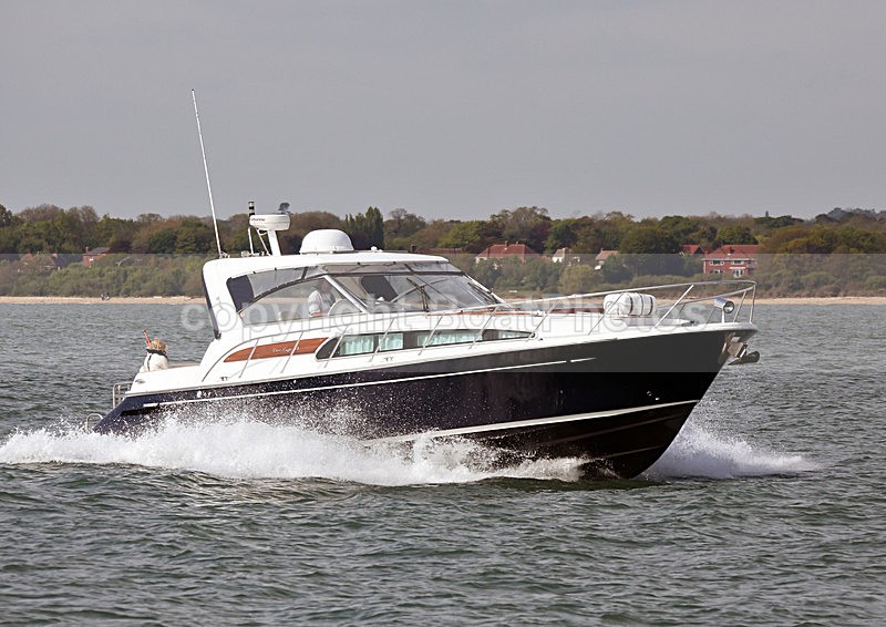 140504 WHITE SANDS CHRIS CRAFT 40 WT7A0250 - Motorboats - Hardtop