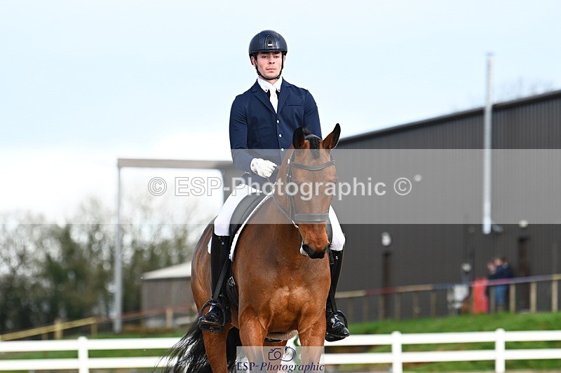 240218A-113153-06351 - 261-Angus.Corrie.Deane-Borlandeaux
