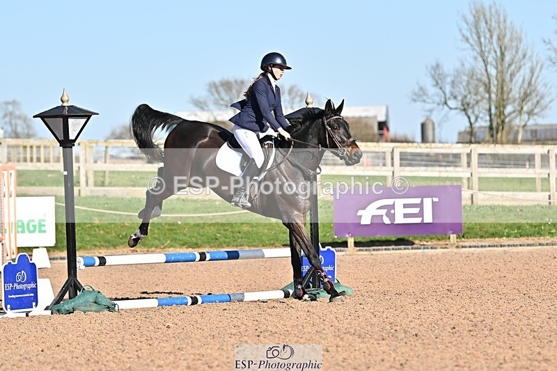 250401-163822-00173 - 60cm classes