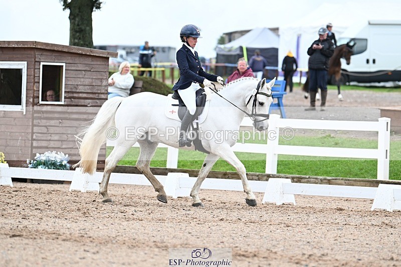 250907-124117-08407 - 067-Laura.PercyConobola.Cascade