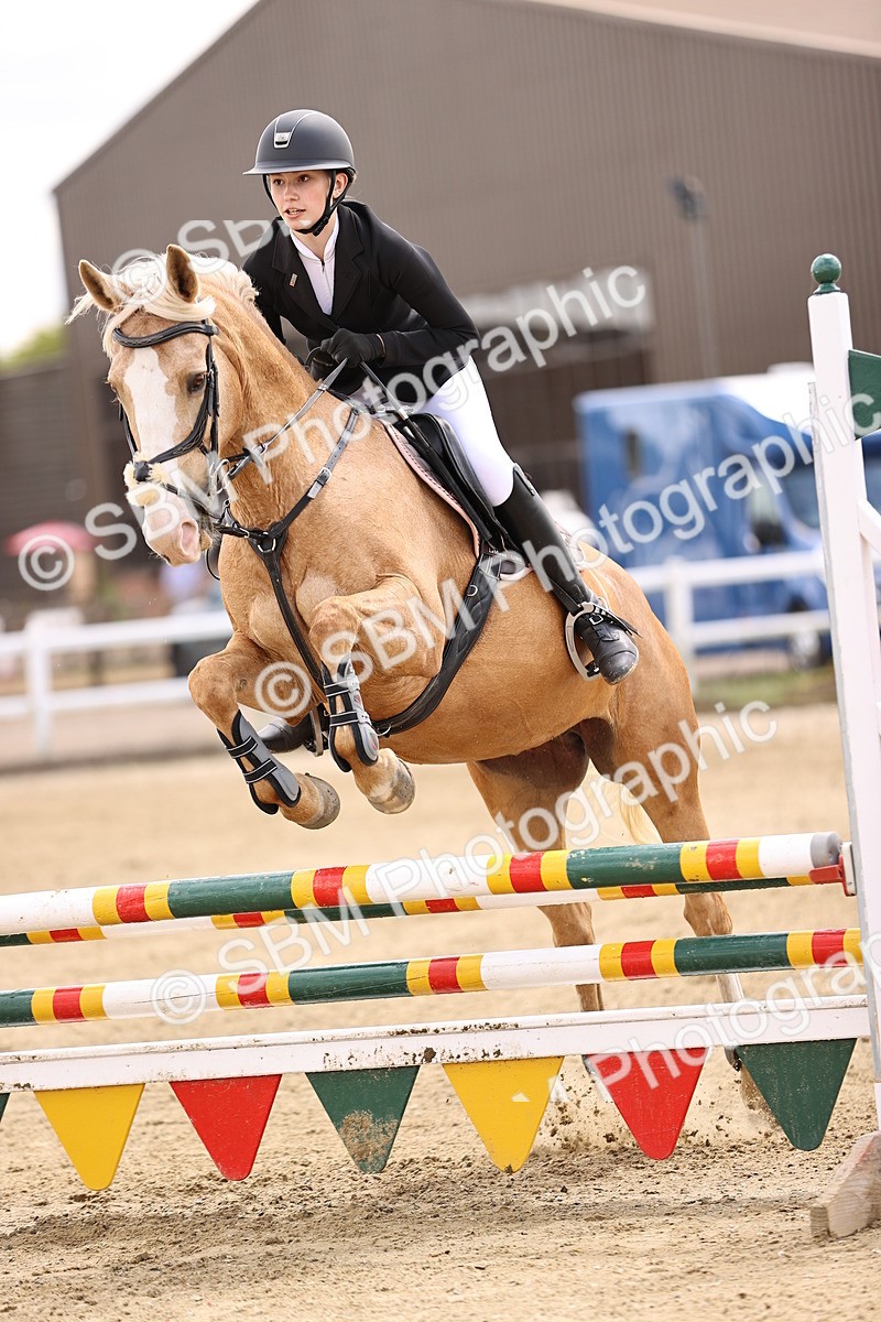 SBM_007892 - Class 3 - 90cm showjumping