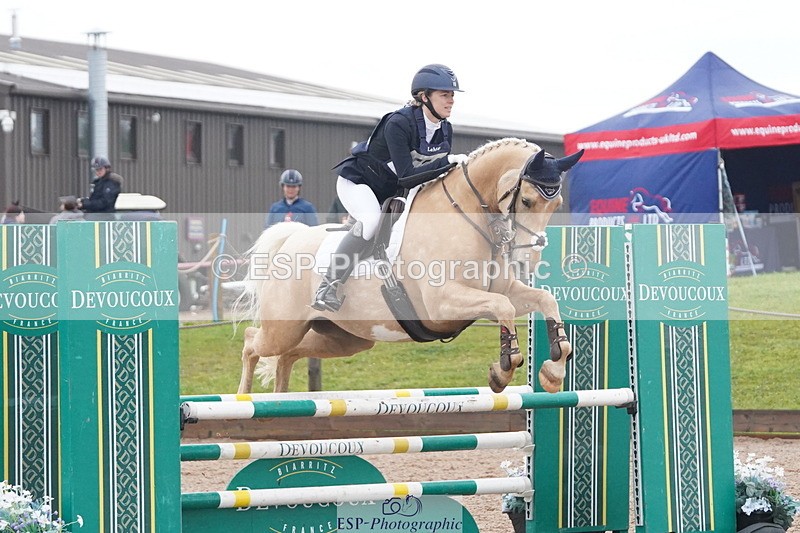 250419-095656-07867 - 554-Lauren.Reason-MERLYNS.CUSTARD.CREAM