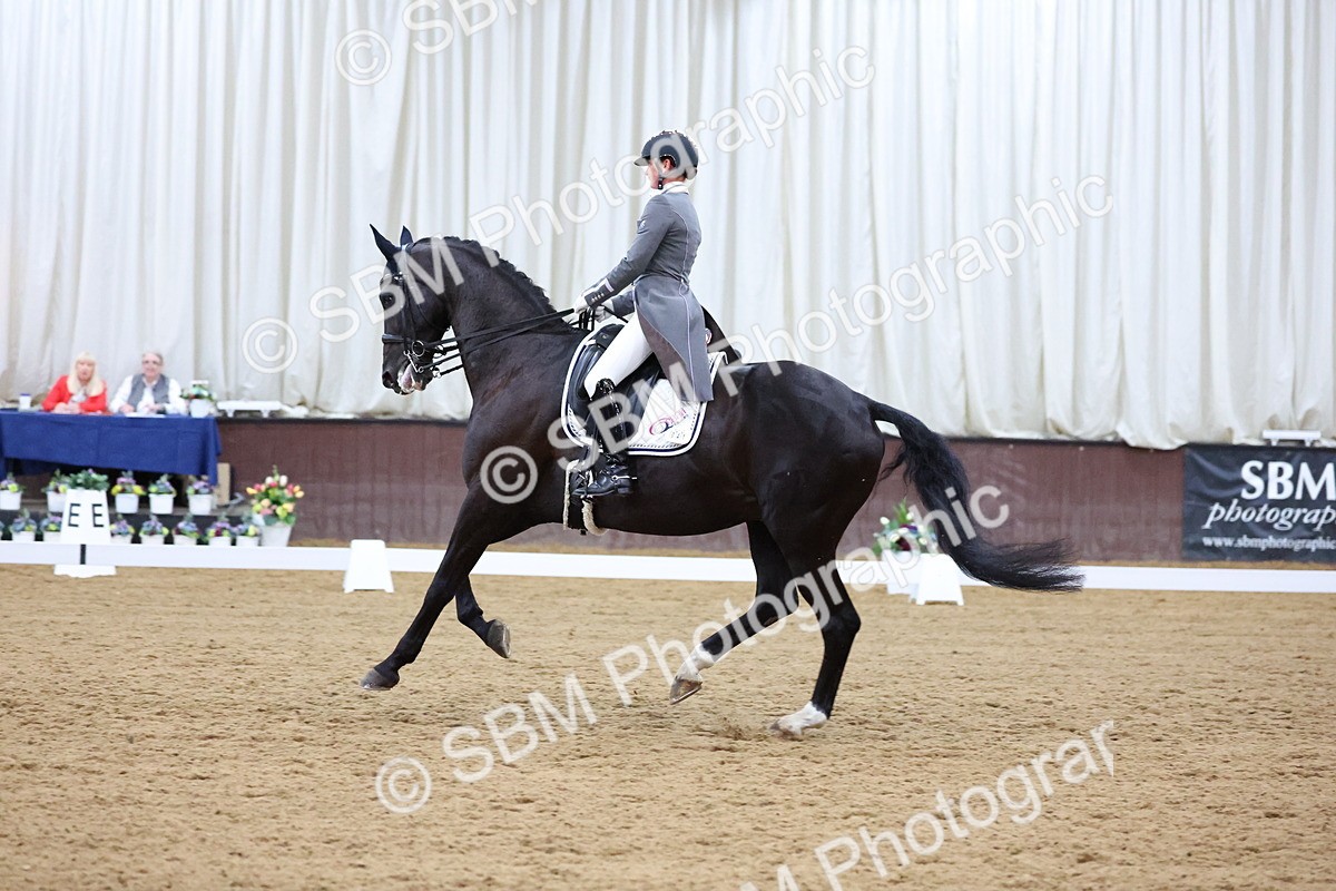 SBM_009534 - Class 14 - FEI Grand Prix - 19.27-20.27